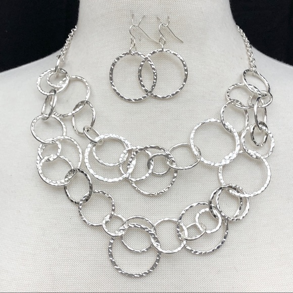 Two Row Layered Silver Hammered Rings Circles Statement Necklace Earring Set - Picture 1 of 3
